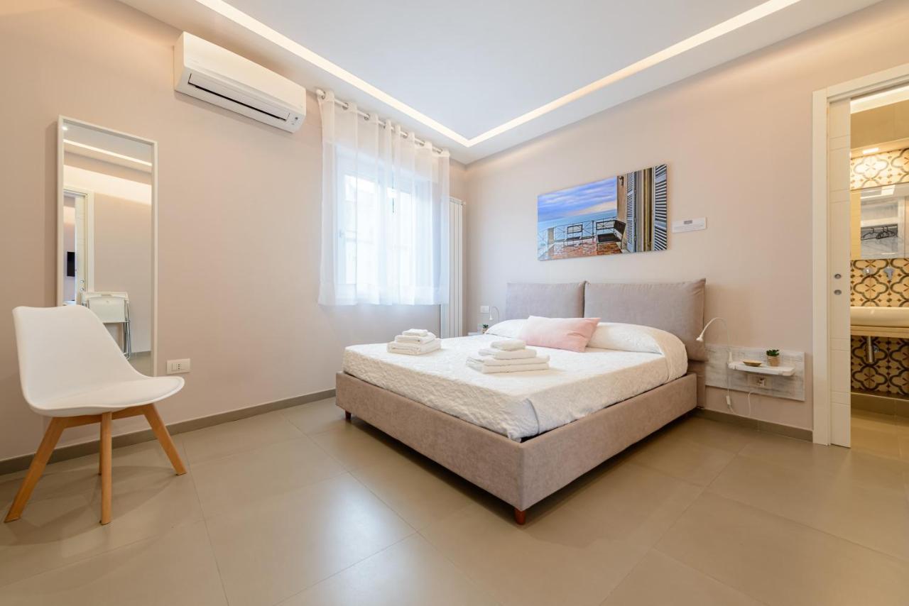 Dimorart Design Accomodations In Napoli Extérieur photo