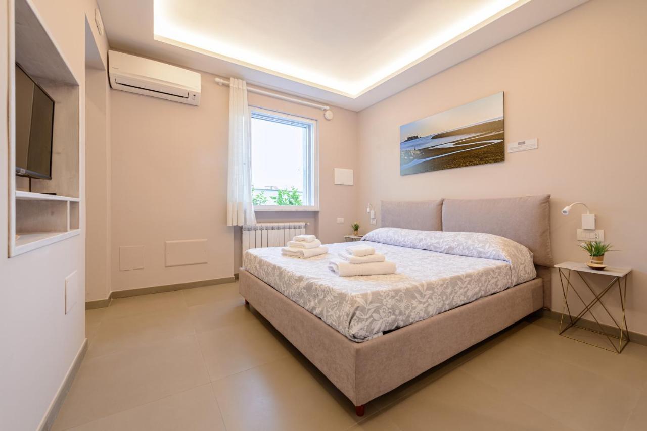 Dimorart Design Accomodations In Napoli Extérieur photo
