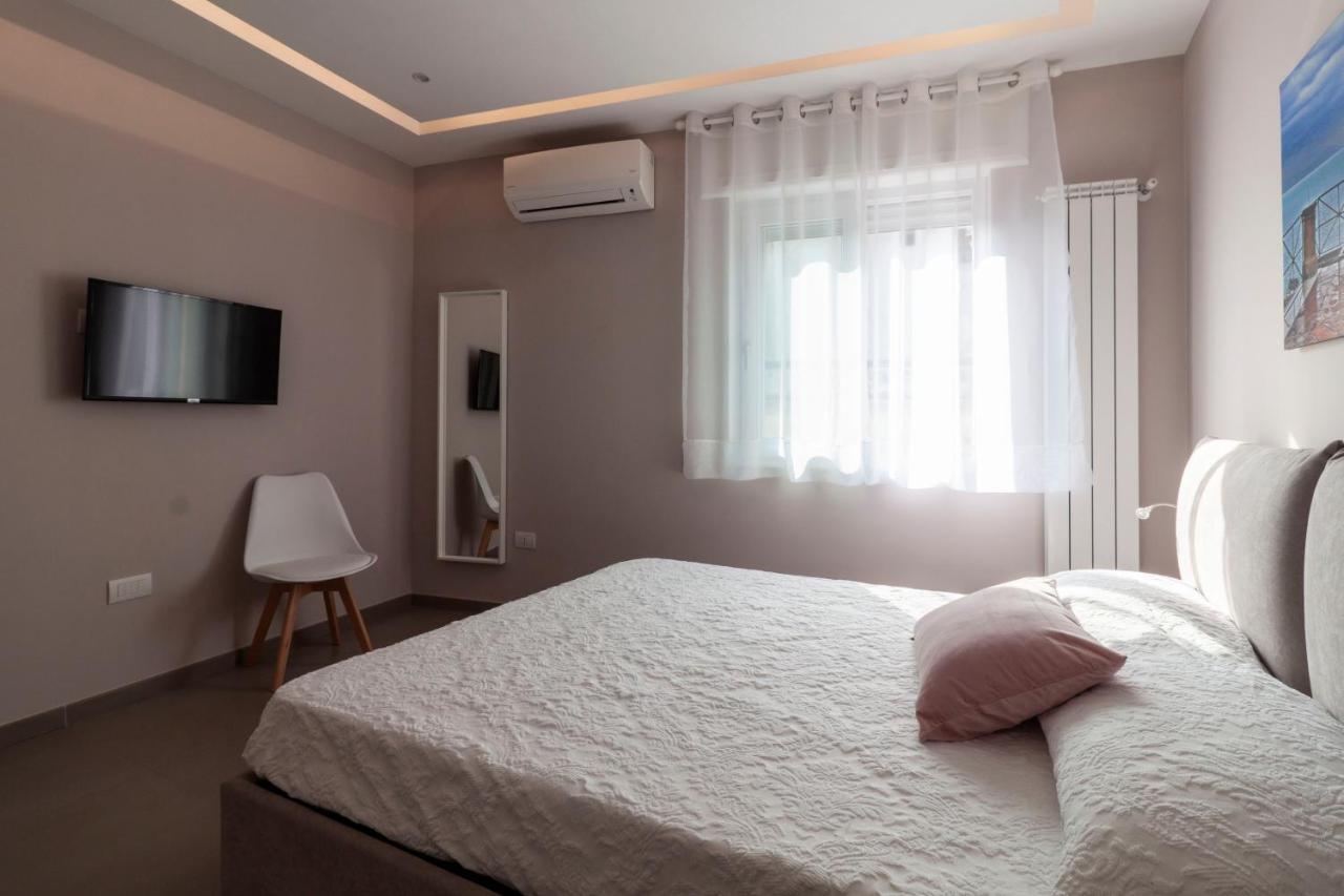 Dimorart Design Accomodations In Napoli Extérieur photo
