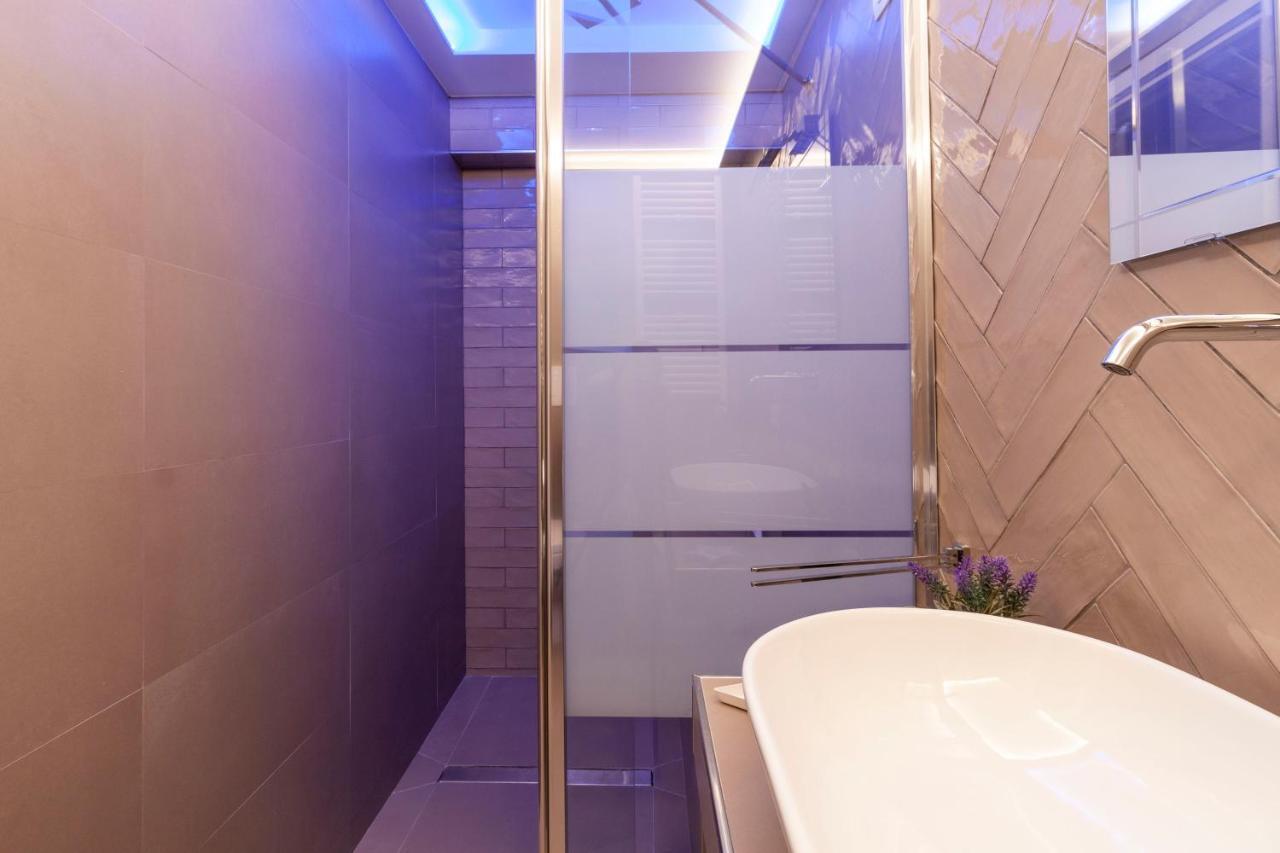 Dimorart Design Accomodations In Napoli Extérieur photo